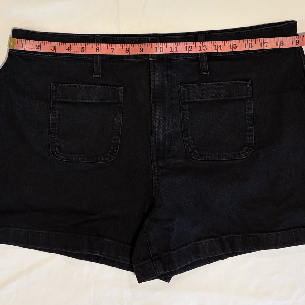 Madewell Black Denim Jean Shorts NWT - Picture 5 of 10